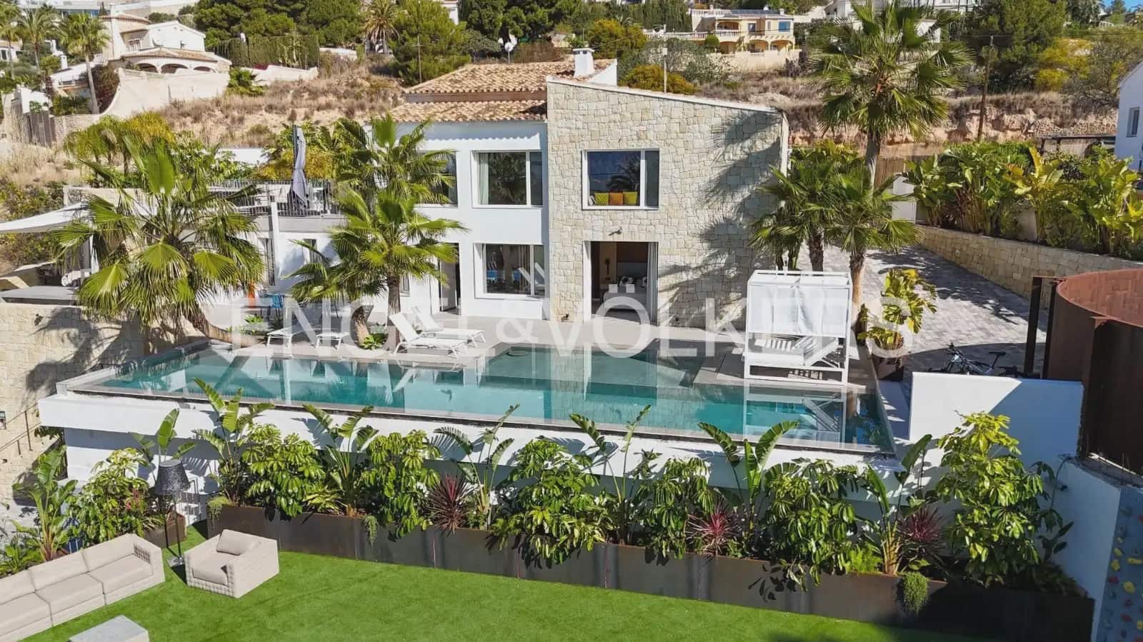 5 slaapkamer Villa te huur in Javea / Xabia met zwembad garage - € 5.300 (Ref: 9898304)
