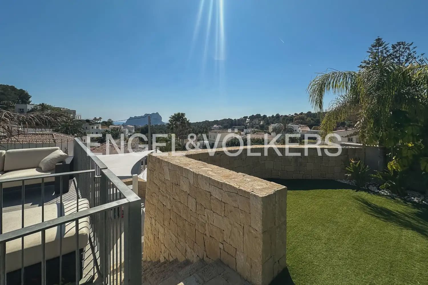 5 slaapkamer Villa te huur in Javea / Xabia met zwembad garage - € 5.300 (Ref: 9898304)