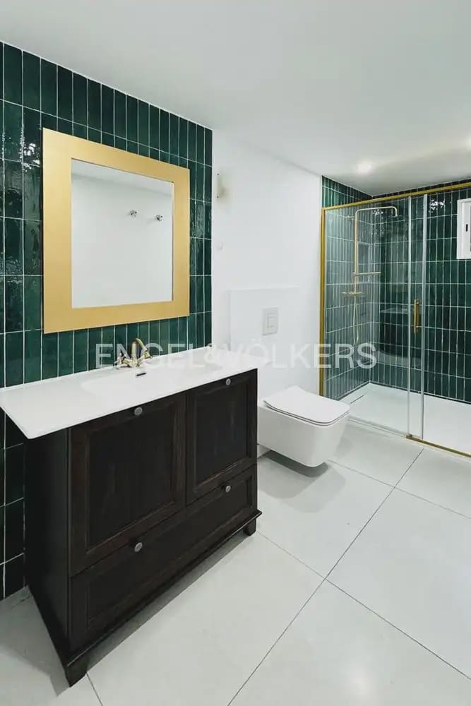 9 soverom Villa til salgs i Torrent med svømmebasseng garasje - € 849 000 (Ref: 9898305)