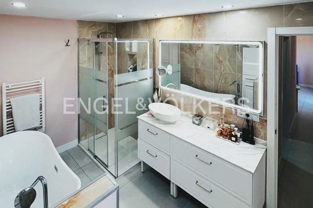 9 bedroom Villa for sale in El Vedat de Torrente, Torrent with pool garage - € 849,000 (Ref: 9898305)