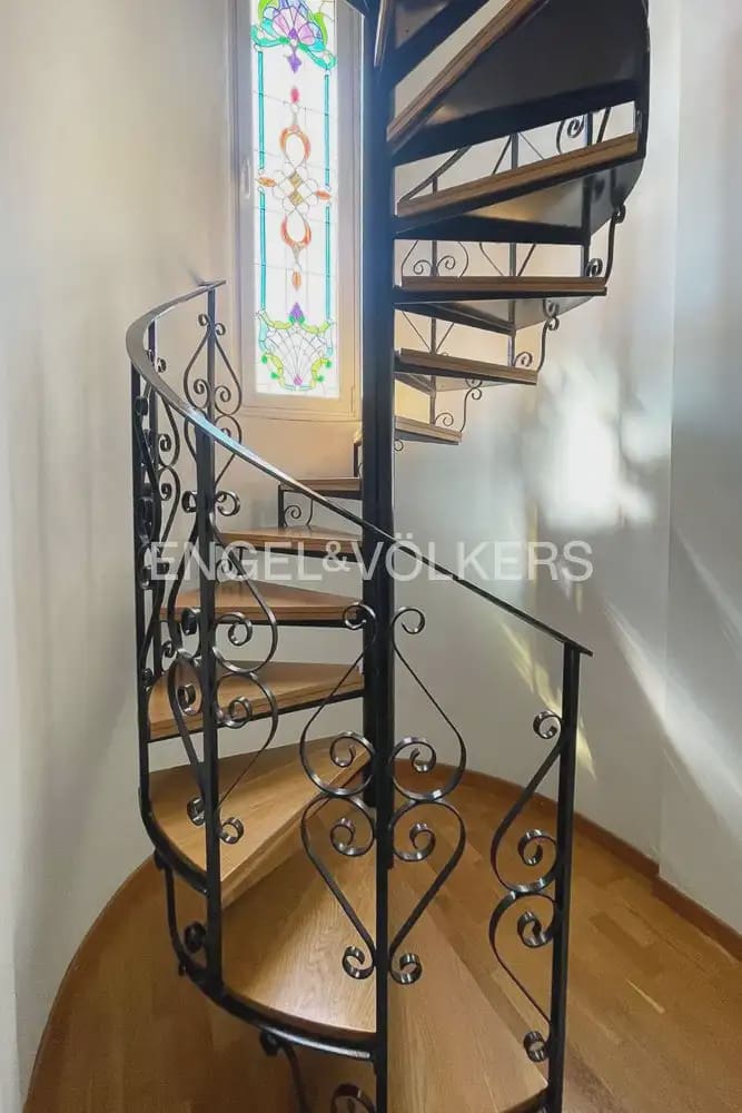 9 soverom Villa til salgs i Torrent med svømmebasseng garasje - € 849 000 (Ref: 9898305)