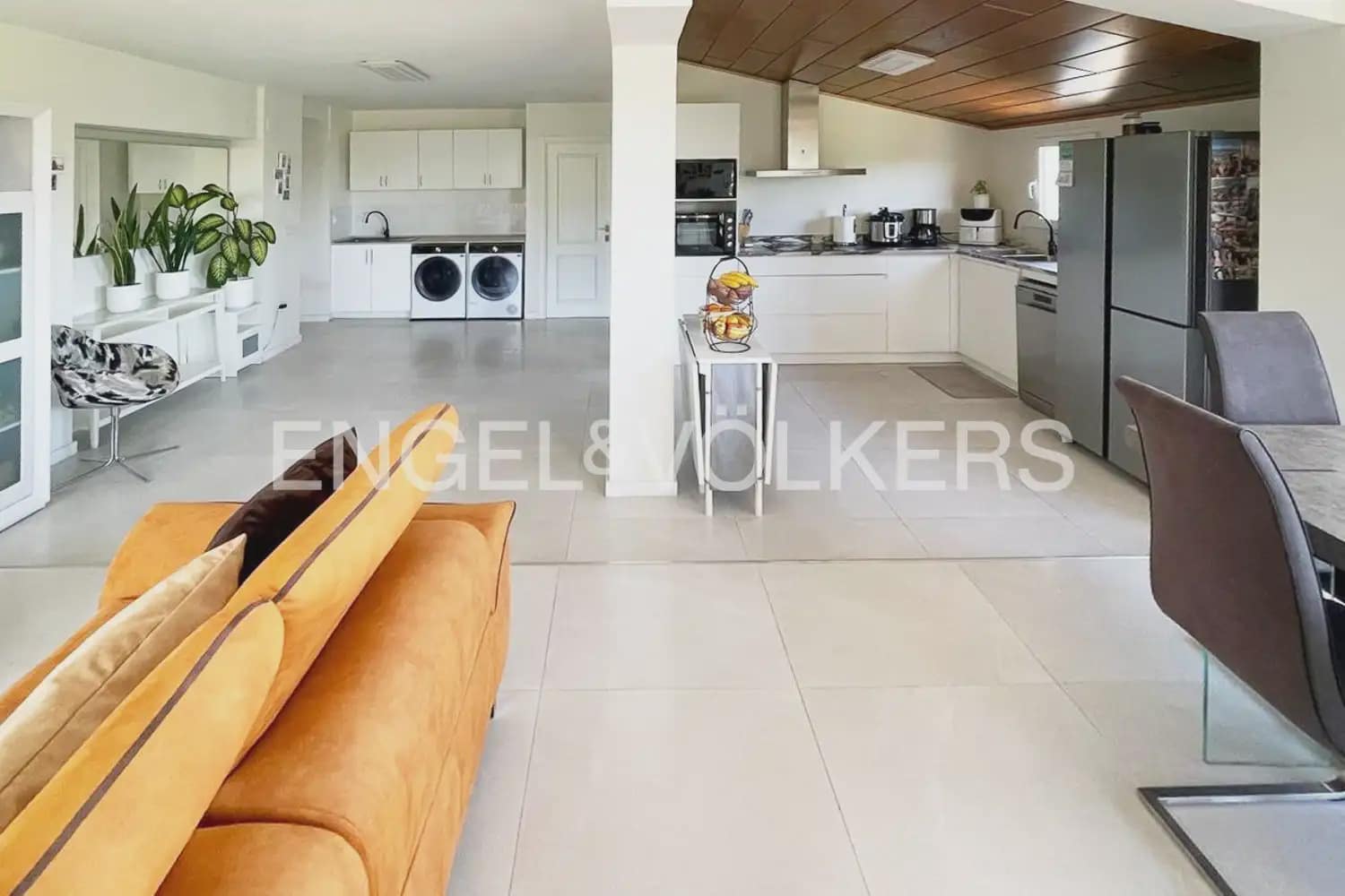 9 soverom Villa til salgs i Torrent med svømmebasseng garasje - € 849 000 (Ref: 9898305)