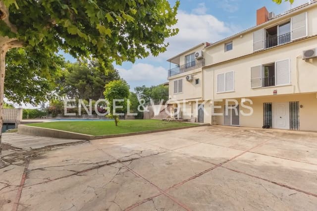 9 soveværelse Villa til salg i El Vedat de Torrente, Torrent med swimmingpool garage - € 799.000 (Ref: 9898305)