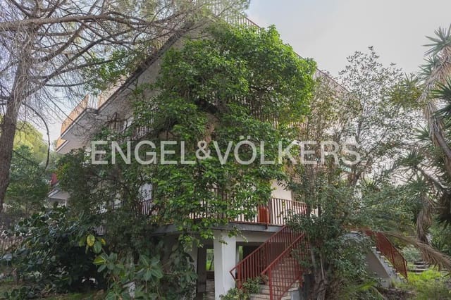 5 soverom Villa til salgs i La Cañada, Paterna med svømmebasseng - € 950 000 (Ref: 9898307)