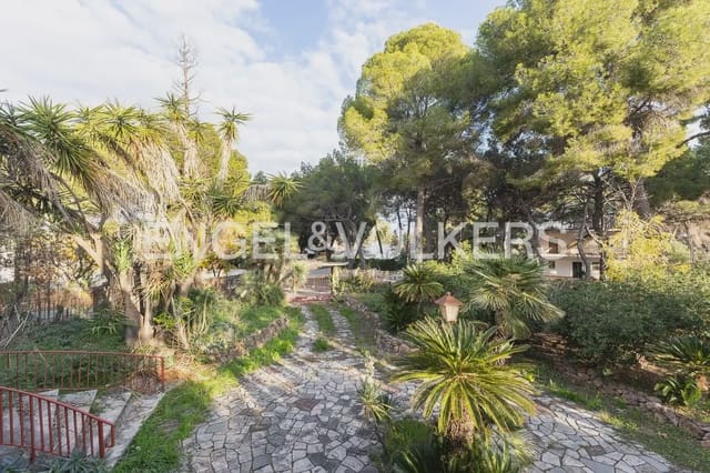 5 soverom Villa til salgs i La Cañada, Paterna med svømmebasseng - € 950 000 (Ref: 9898307)