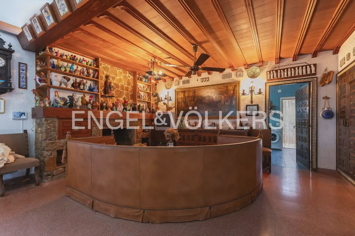 5 soverom Villa til salgs i Paterna med svømmebasseng - € 950 000 (Ref: 9898307)