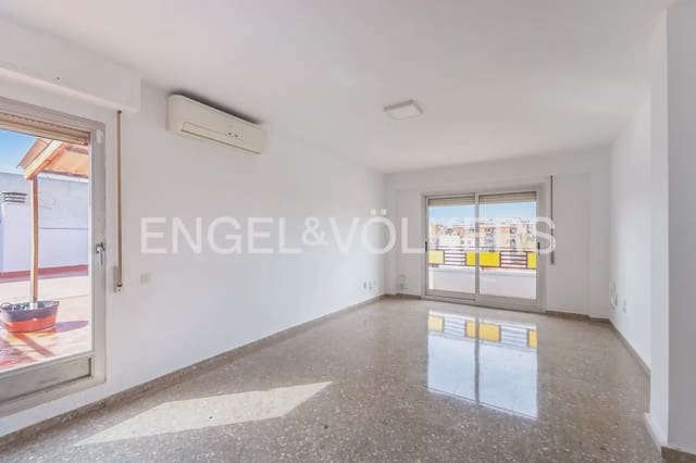 4 Zimmer Penthouse zu vermieten in Torrefiel, València Stadt - 1.750 € (Ref: 9898309)
