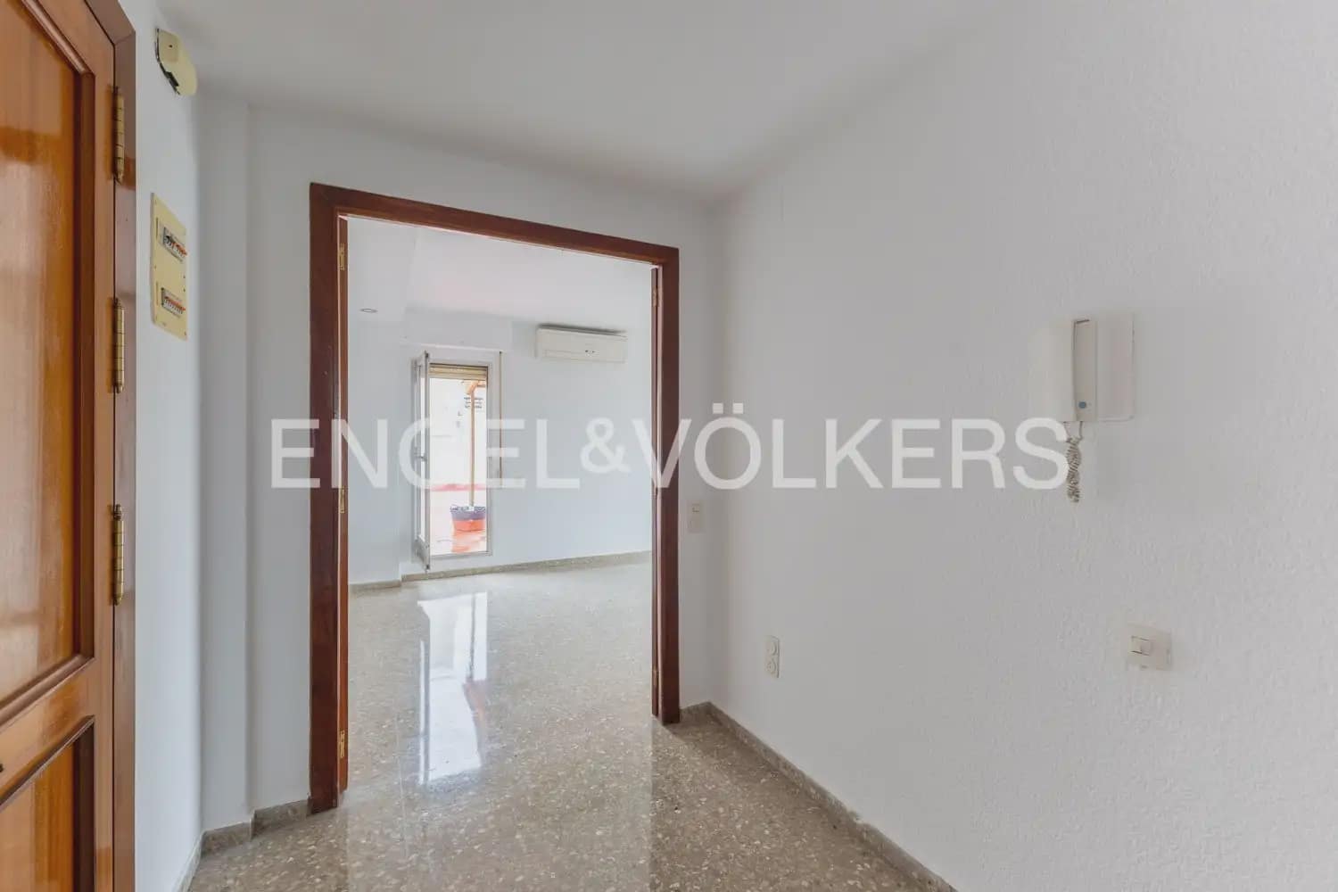4 Zimmer Penthouse zu vermieten in Valencia Stadt - 1.750 € (Ref: 9898309)