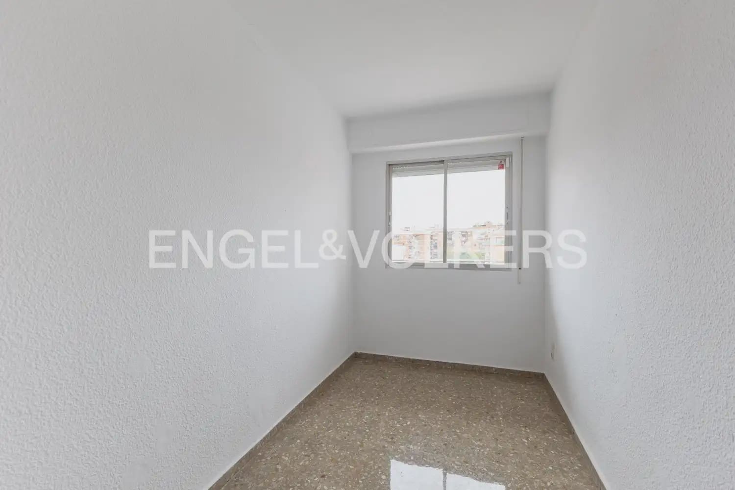 4 Zimmer Penthouse zu vermieten in Valencia Stadt - 1.750 € (Ref: 9898309)