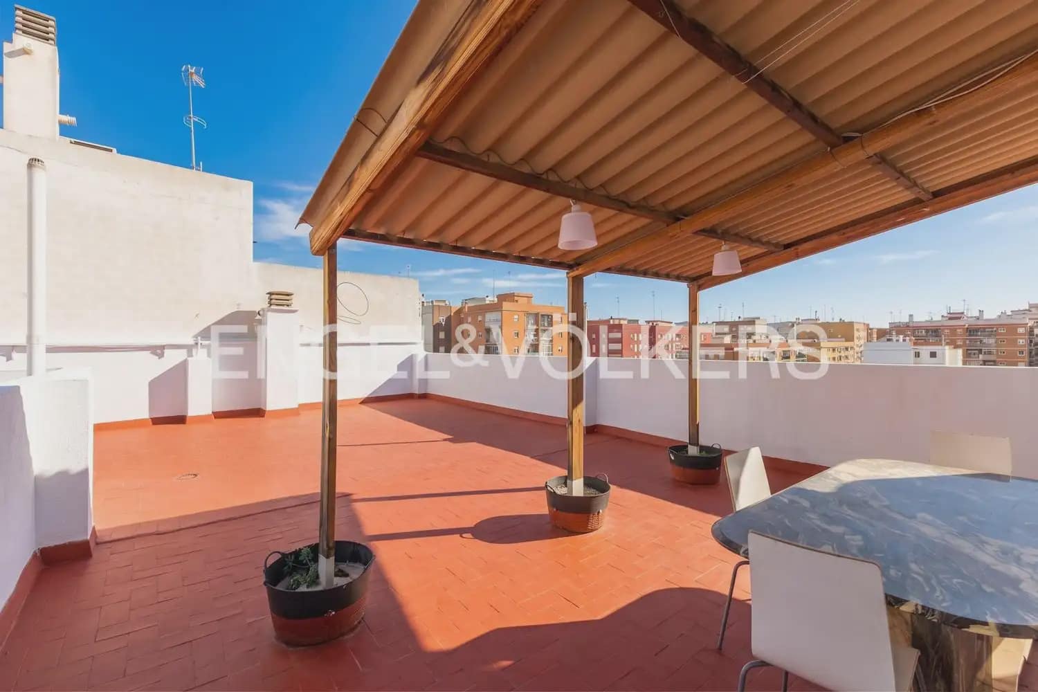 4 Zimmer Penthouse zu vermieten in Valencia Stadt - 1.750 € (Ref: 9898309)