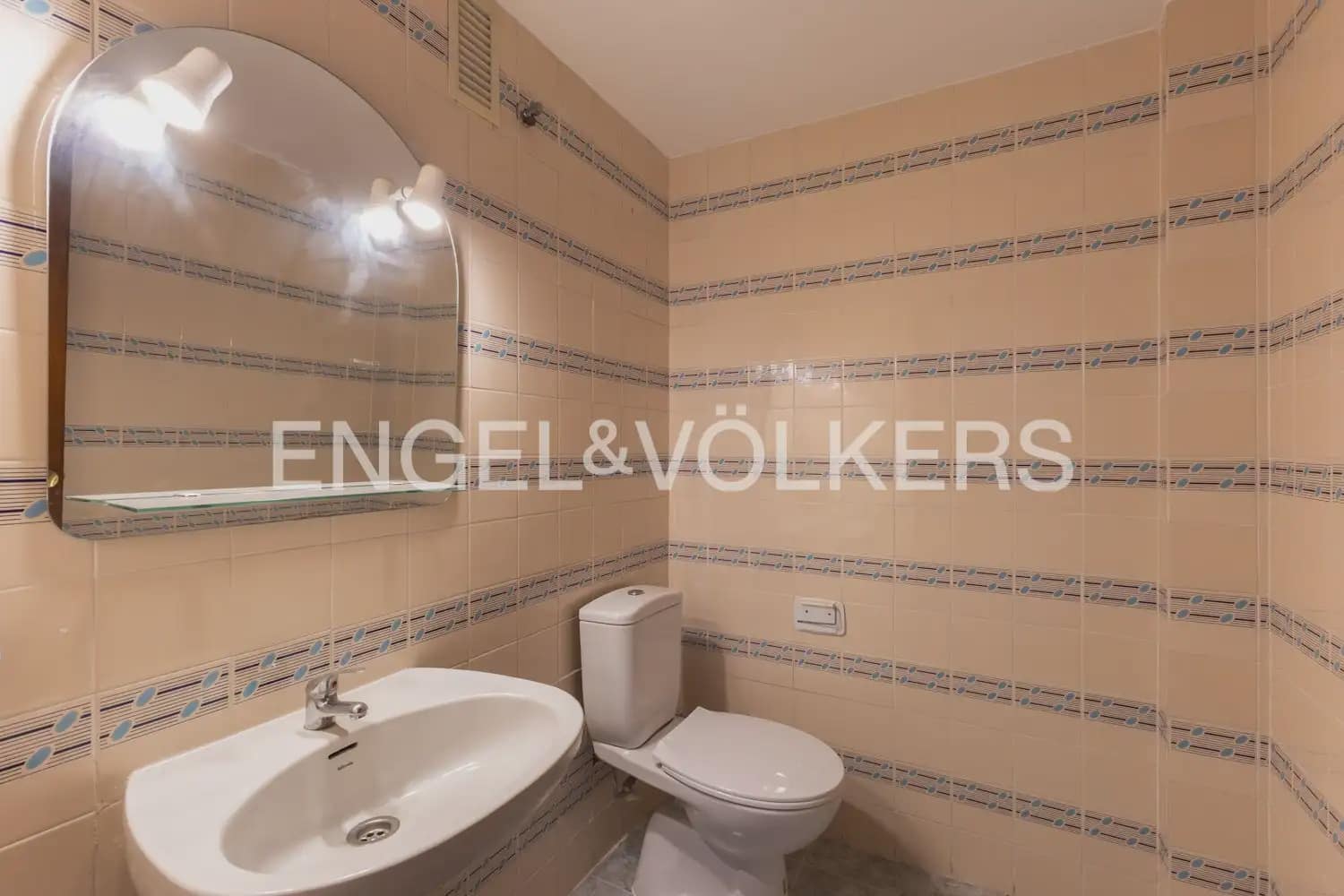 4 Zimmer Penthouse zu vermieten in Valencia Stadt - 1.750 € (Ref: 9898309)