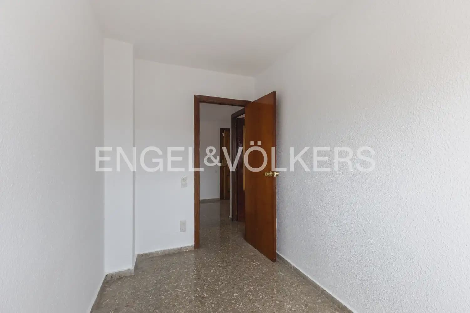 4 Zimmer Penthouse zu vermieten in Valencia Stadt - 1.750 € (Ref: 9898309)