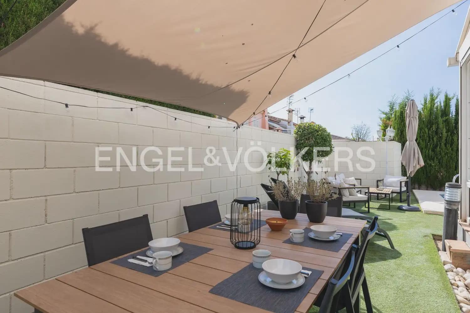 2 bedroom Villa for rent in Daimus with pool - € 3,000 (Ref: 9898310)