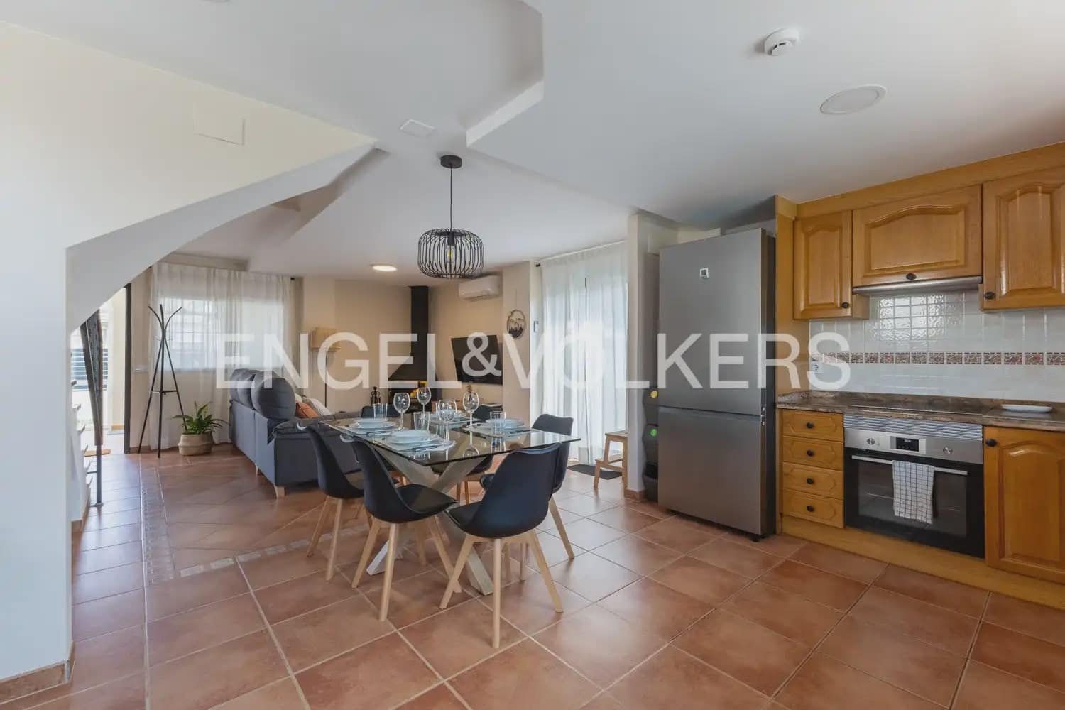 2 bedroom Villa for rent in Daimus with pool - € 3,000 (Ref: 9898310)