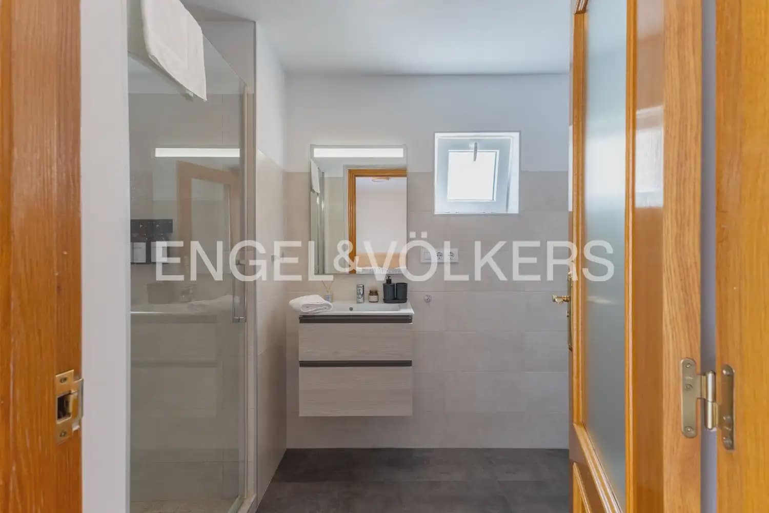 2 bedroom Villa for rent in Daimus with pool - € 3,000 (Ref: 9898310)