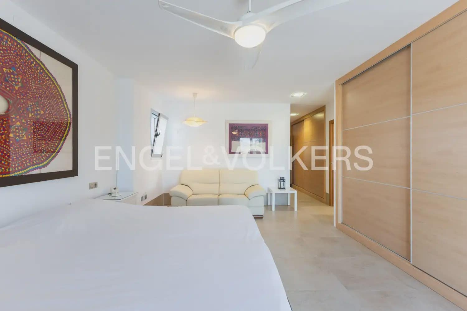 4 bedroom Villa for sale in Castello de la Plana with garage - € 790,000 (Ref: 9898311)