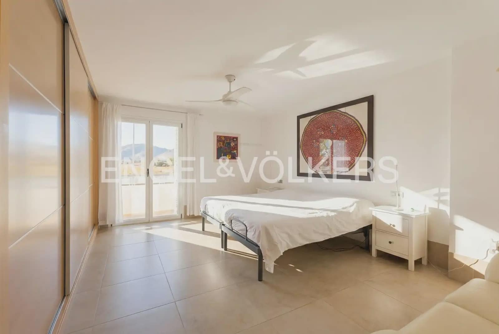 4 bedroom Villa for sale in Castello de la Plana with garage - € 790,000 (Ref: 9898311)