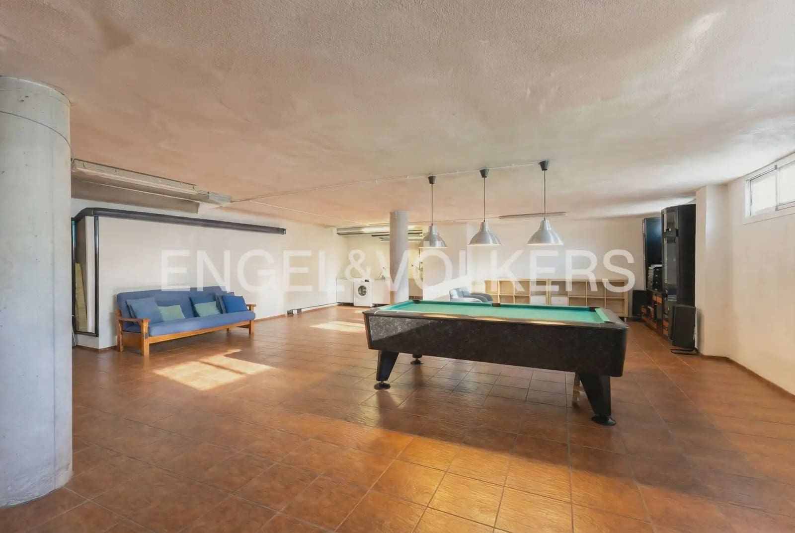4 bedroom Villa for sale in Castello de la Plana with garage - € 790,000 (Ref: 9898311)