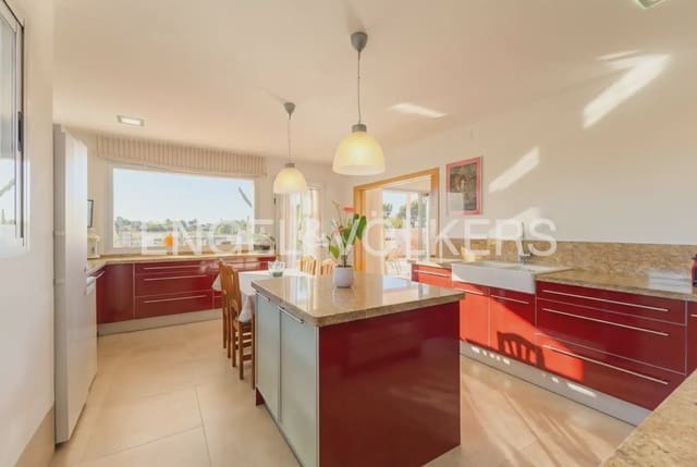 4 bedroom Villa for sale in El Grau de Castelló, Castelló de la Plana with garage - € 790,000 (Ref: 9898311)
