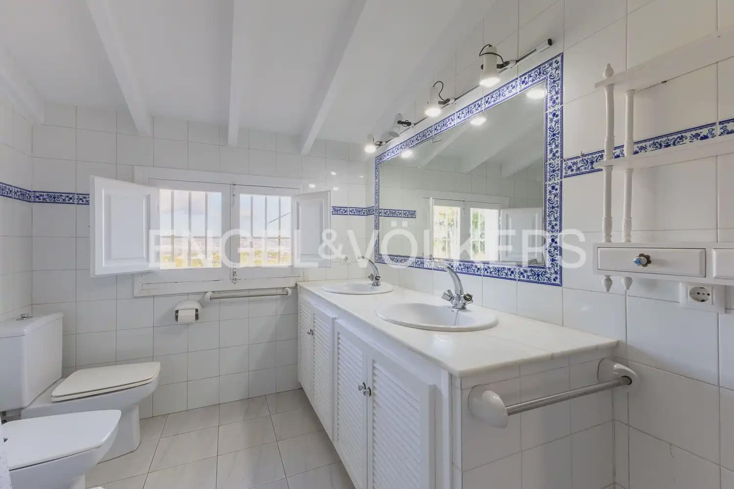 8 bedroom Villa for sale in Javea / Xabia with pool - € 2,350,000 (Ref: 9898312)
