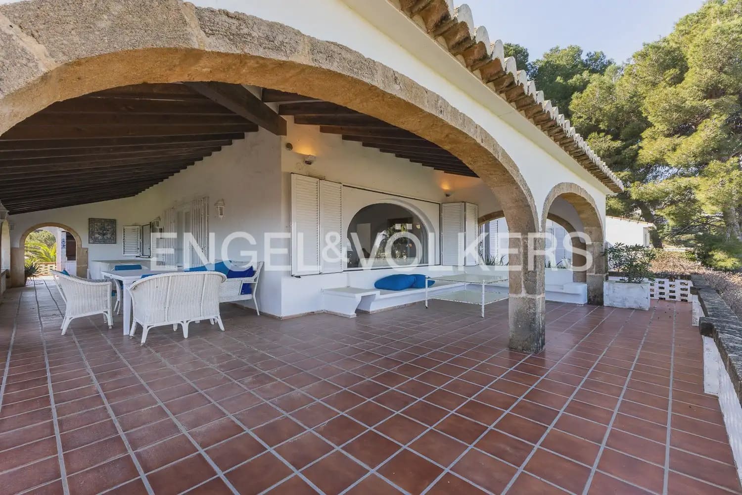 8 bedroom Villa for sale in Javea / Xabia with pool - € 2,350,000 (Ref: 9898312)