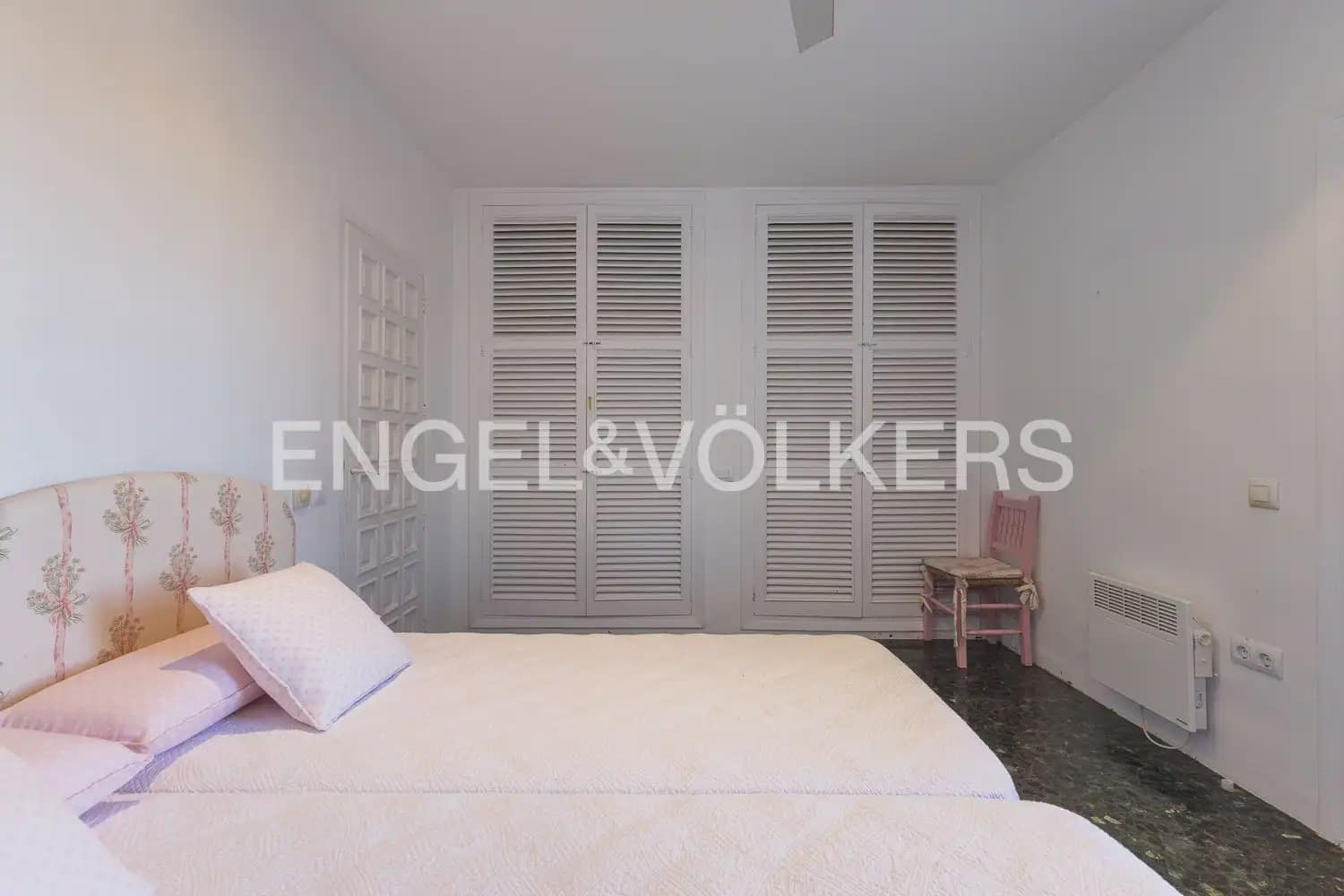 8 bedroom Villa for sale in Javea / Xabia with pool - € 2,350,000 (Ref: 9898312)
