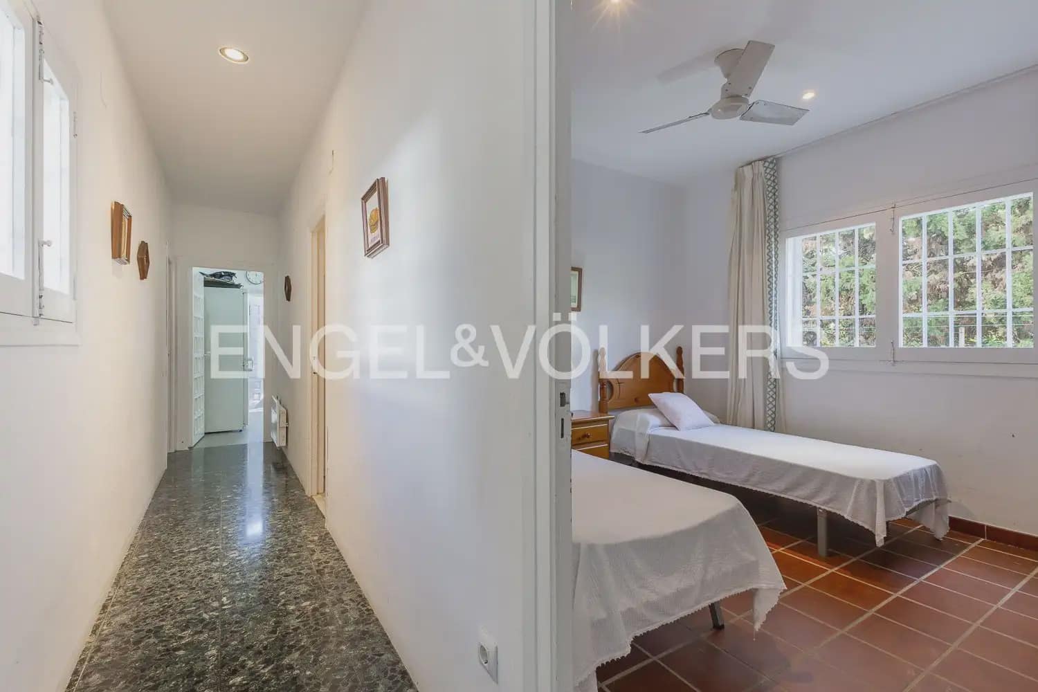 8 bedroom Villa for sale in Javea / Xabia with pool - € 2,350,000 (Ref: 9898312)