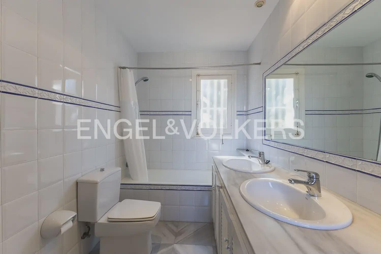 8 bedroom Villa for sale in Javea / Xabia with pool - € 2,350,000 (Ref: 9898312)