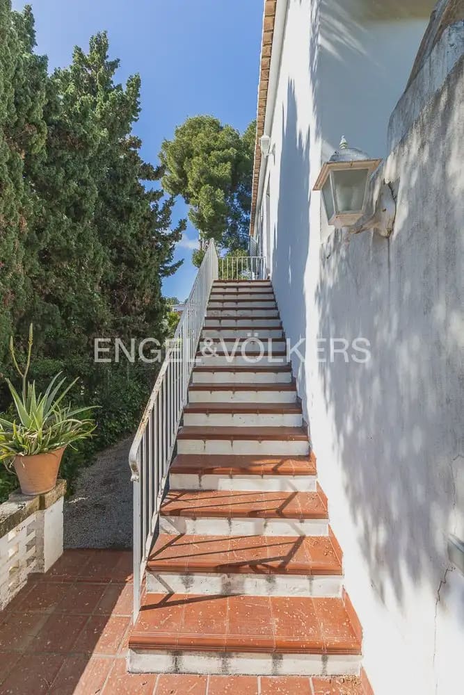 8 bedroom Villa for sale in Javea / Xabia with pool - € 2,350,000 (Ref: 9898312)