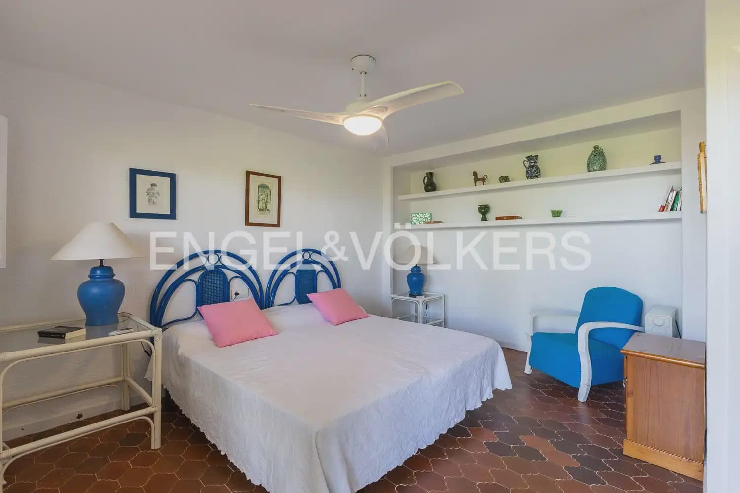 8 bedroom Villa for sale in Javea / Xabia with pool - € 2,350,000 (Ref: 9898312)