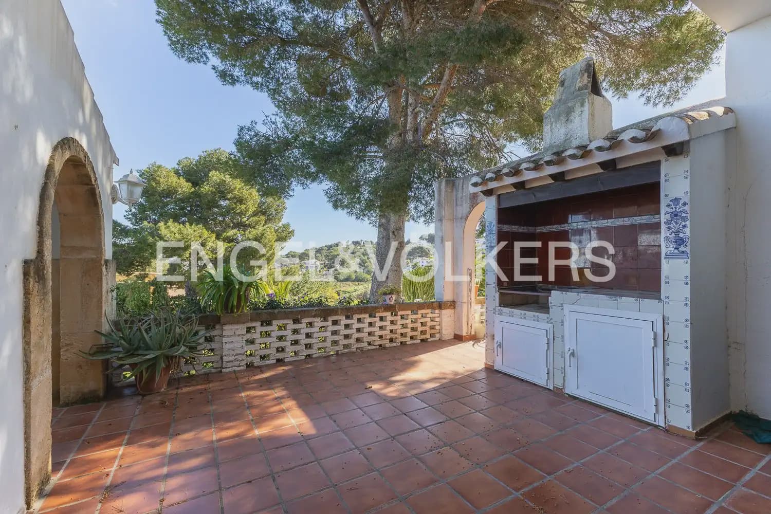 8 bedroom Villa for sale in Javea / Xabia with pool - € 2,350,000 (Ref: 9898312)