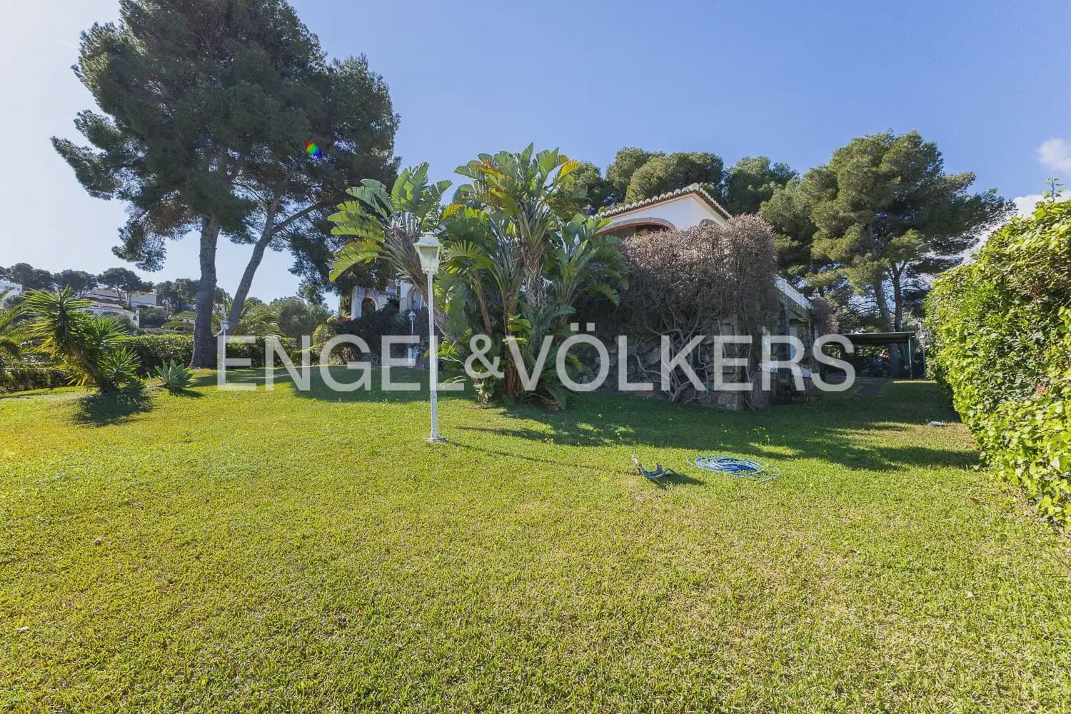 8 bedroom Villa for sale in Javea / Xabia with pool - € 2,350,000 (Ref: 9898312)
