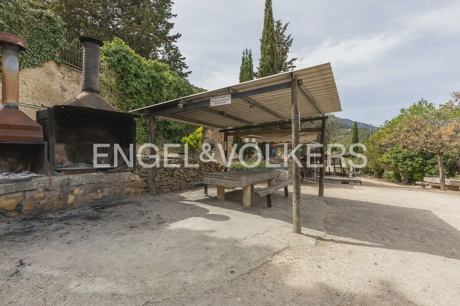 25 soverom Finca/Herregård til salgs i Alcoy / Alcoi med svømmebasseng garasje - € 1 520 000 (Ref: 9898313)