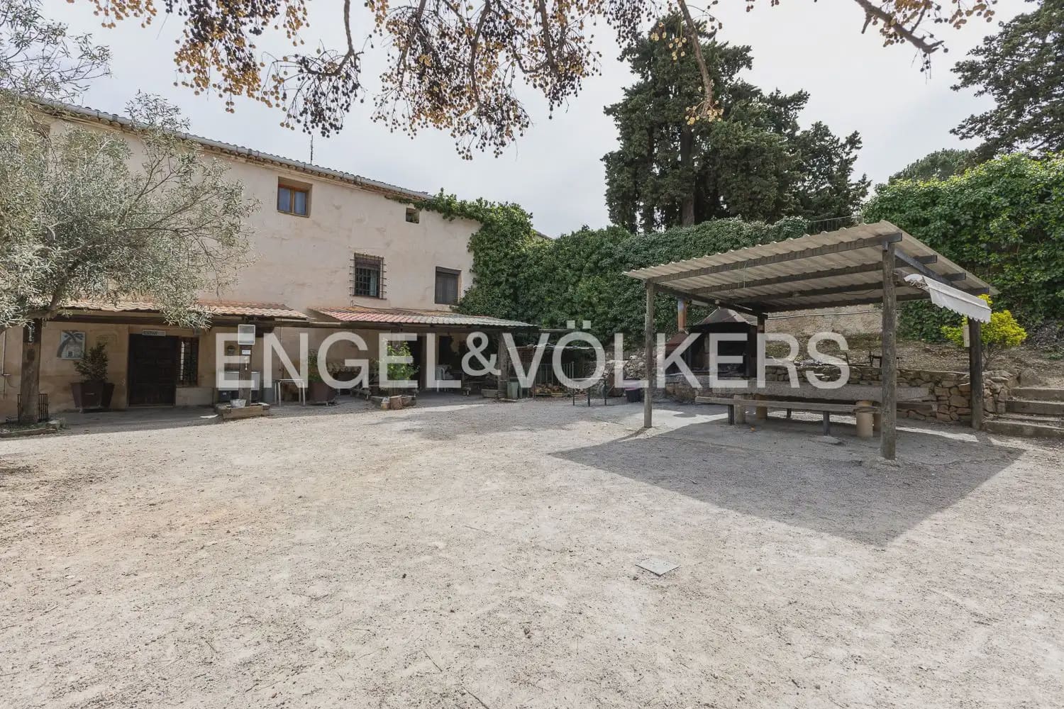 25 soverom Finca/Herregård til salgs i Alcoy / Alcoi med svømmebasseng garasje - € 1 520 000 (Ref: 9898313)