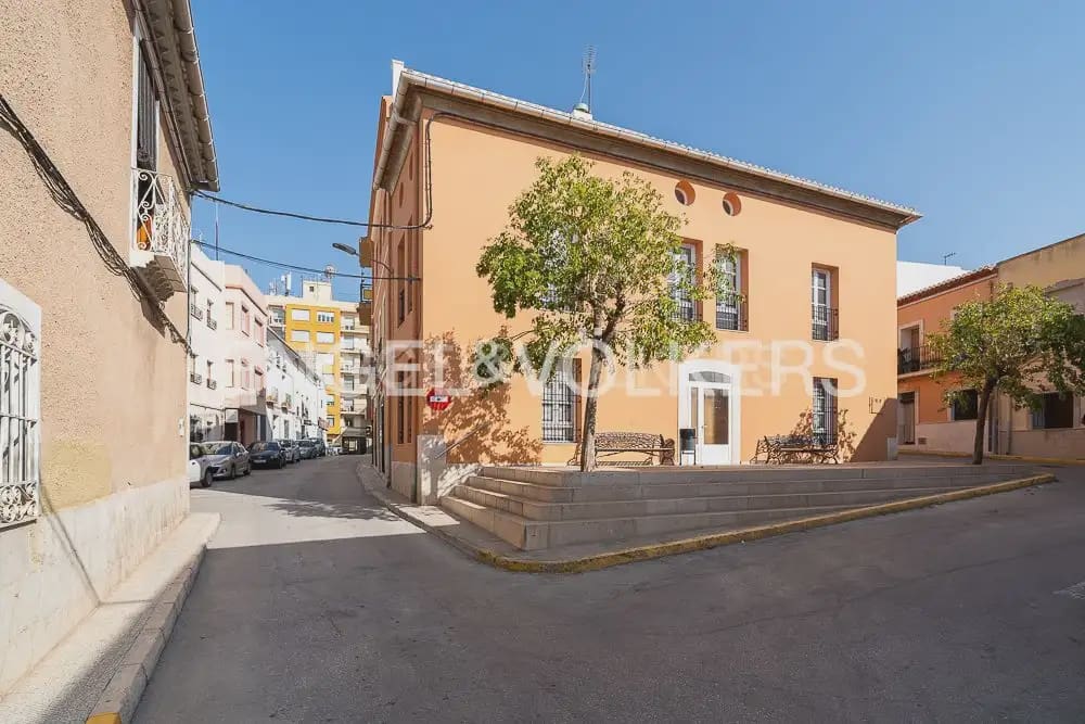 3 slaapkamer Villa te koop in Pedreguer met garage - € 595.000 (Ref: 9898314)