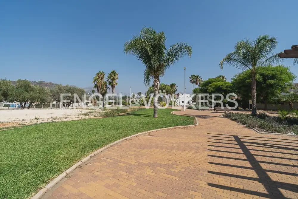 3 slaapkamer Villa te koop in Pedreguer met garage - € 595.000 (Ref: 9898314)