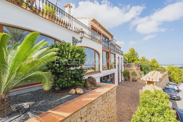 4 sovrum Villa att hyra i El Montgó, Dénia med pool garage - 7 000 € (Ref: 9898315)