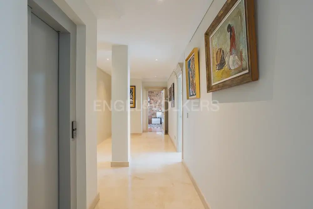 Villa/Maison de 4 chambres à louer à Denia avec piscine garage - 7 000 € (Ref: 9898315)