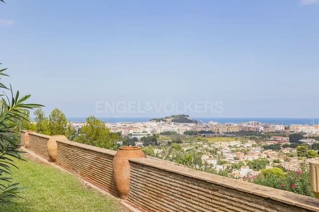 4 sovrum Villa att hyra i El Montgó, Dénia med pool garage - 7 000 € (Ref: 9898315)
