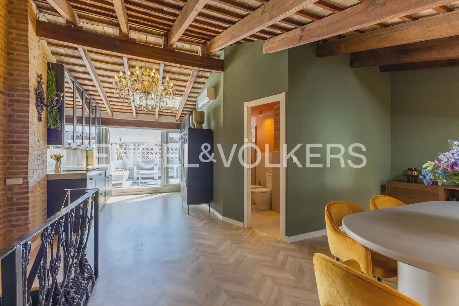 2 Zimmer Penthouse zu verkaufen in Valencia Stadt - 750.000 € (Ref: 9898316)