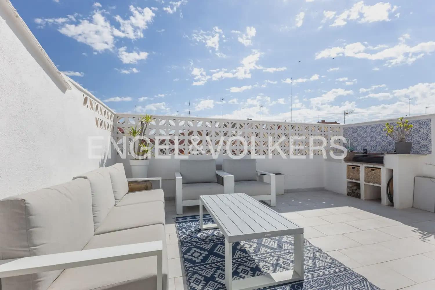 2 Zimmer Penthouse zu verkaufen in Valencia Stadt - 750.000 € (Ref: 9898316)