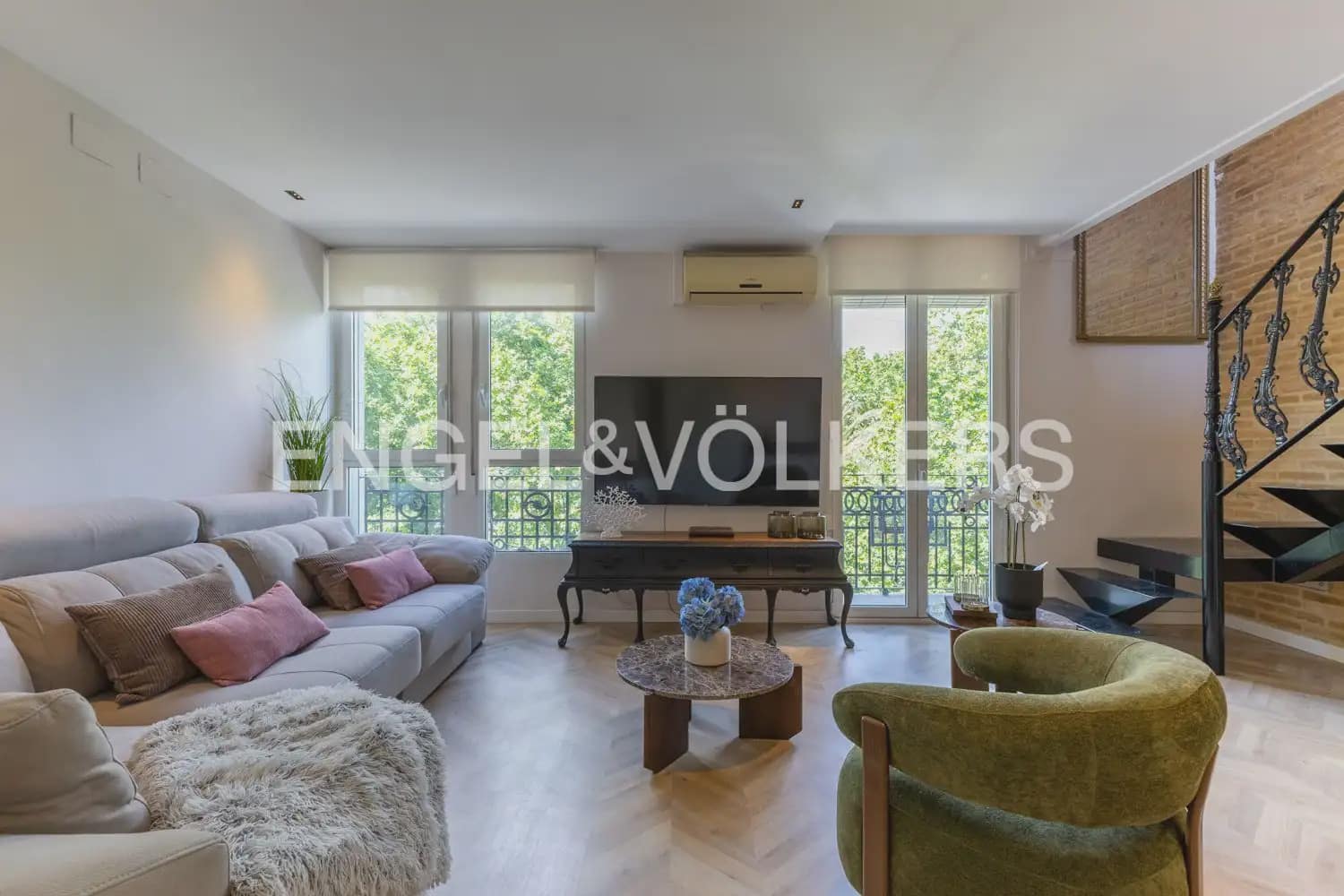 2 Zimmer Penthouse zu verkaufen in Valencia Stadt - 750.000 € (Ref: 9898316)