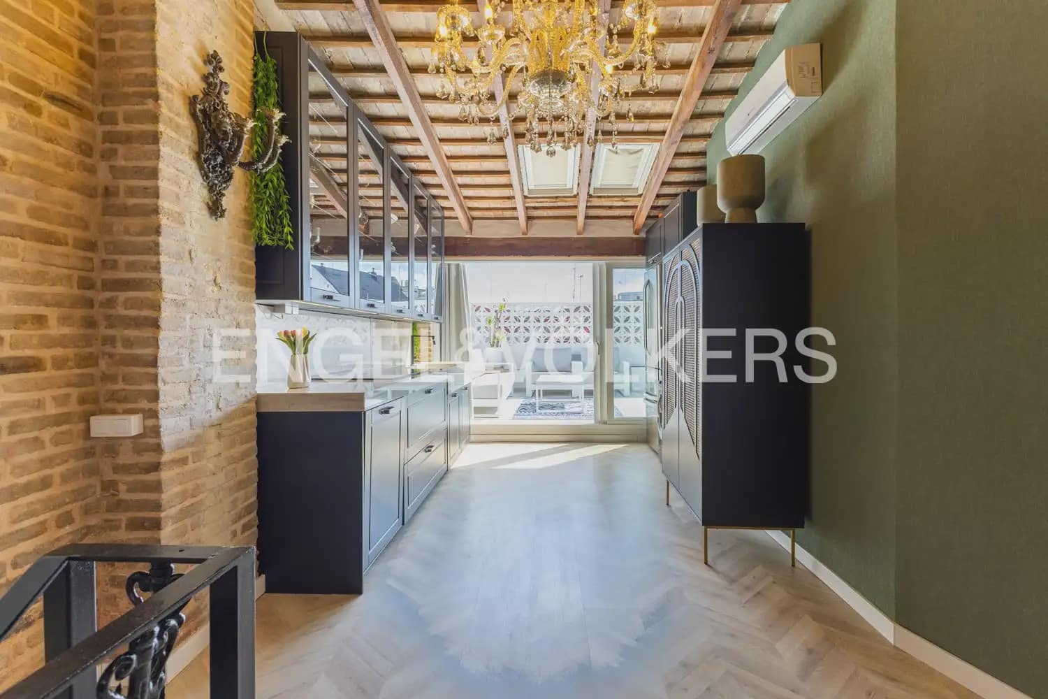 2 Zimmer Penthouse zu verkaufen in Valencia Stadt - 750.000 € (Ref: 9898316)