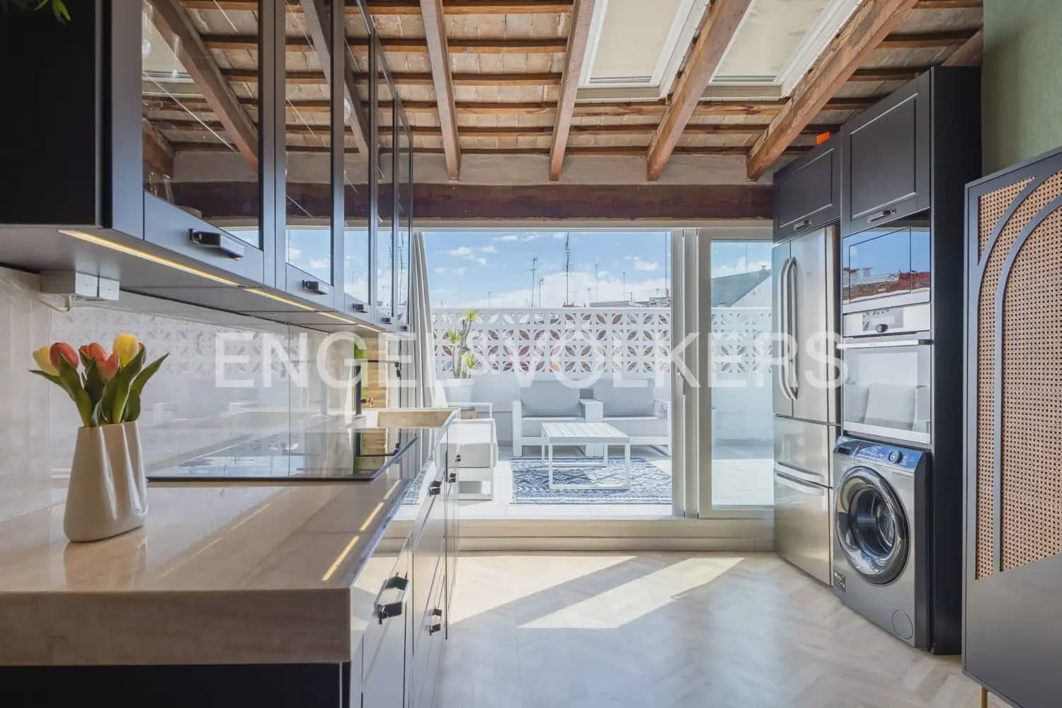 2 Zimmer Penthouse zu verkaufen in Valencia Stadt - 750.000 € (Ref: 9898316)
