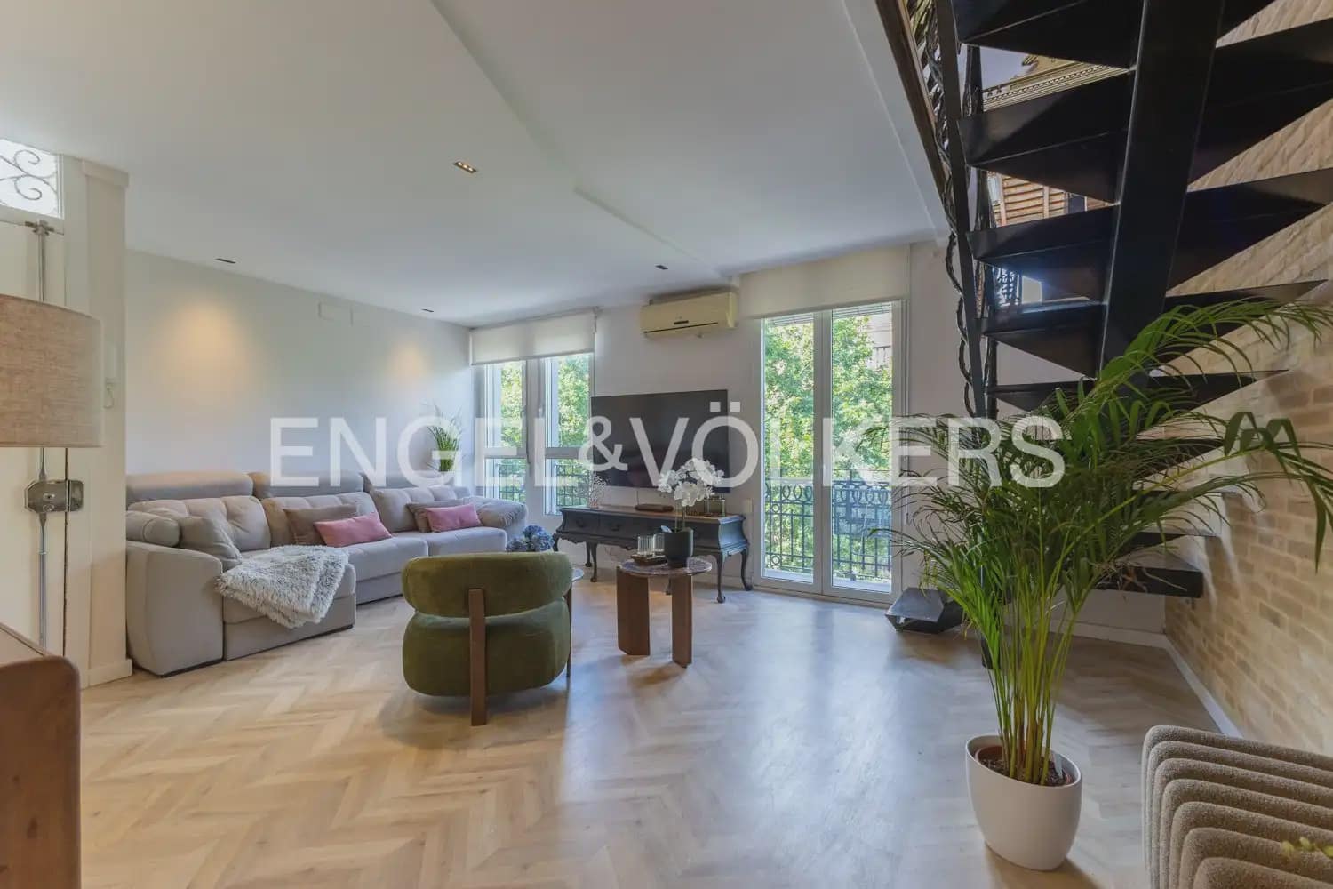 2 Zimmer Penthouse zu verkaufen in Valencia Stadt - 750.000 € (Ref: 9898316)