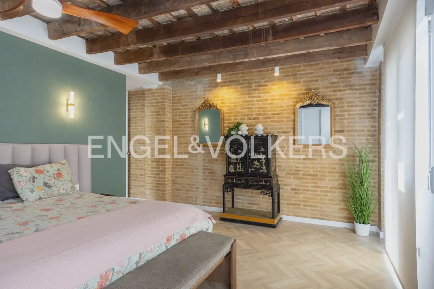 2 Zimmer Penthouse zu verkaufen in Valencia Stadt - 750.000 € (Ref: 9898316)