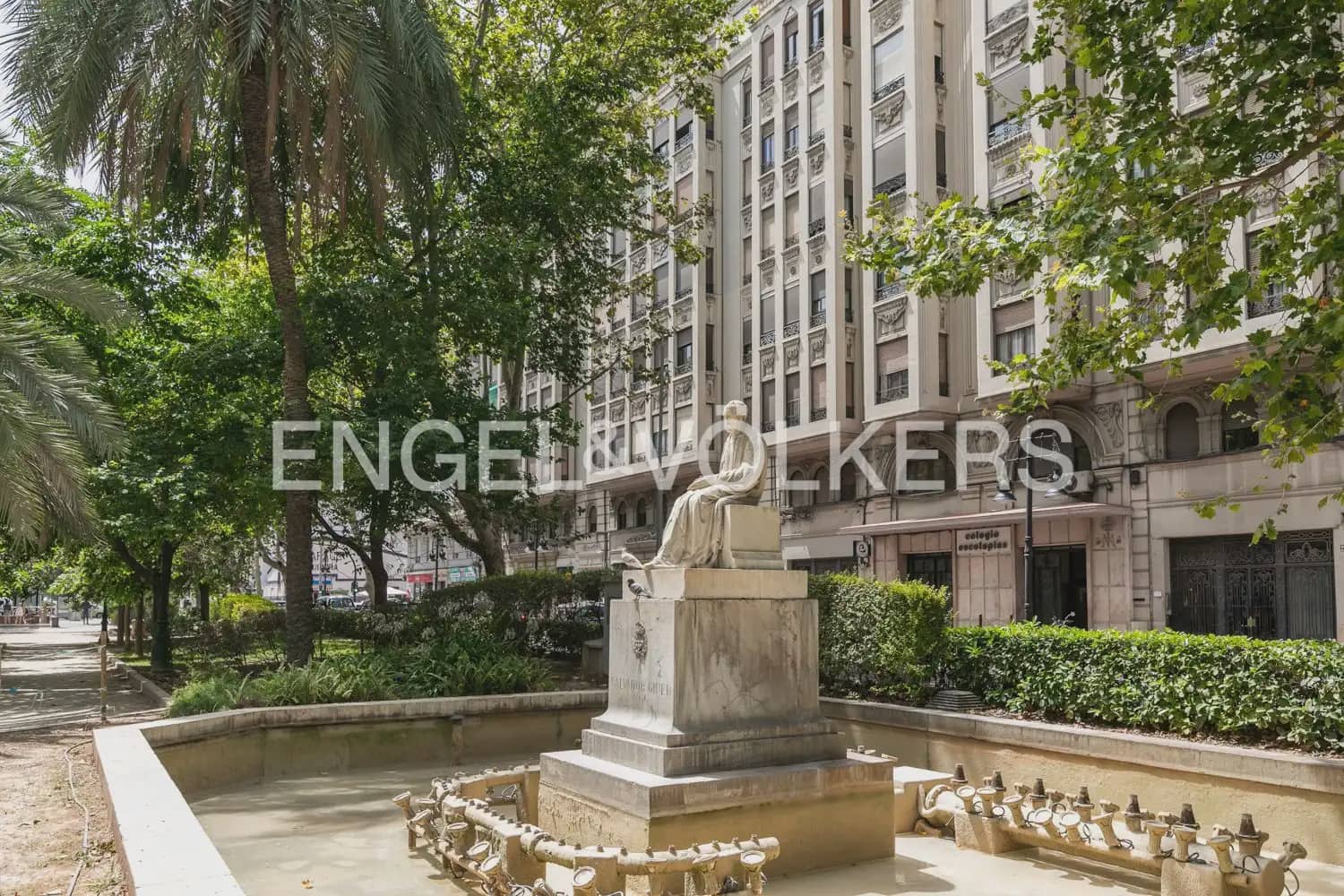 2 Zimmer Penthouse zu verkaufen in Valencia Stadt - 750.000 € (Ref: 9898316)