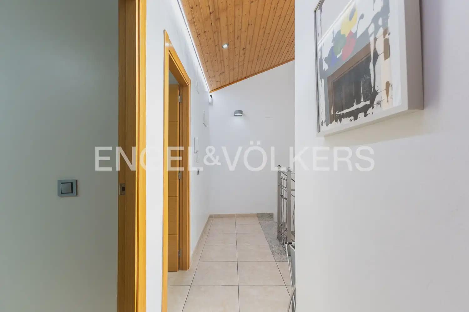 3 slaapkamer Huis te koop in La Pobla de Vallbona met garage - € 450.000 (Ref: 9898317)
