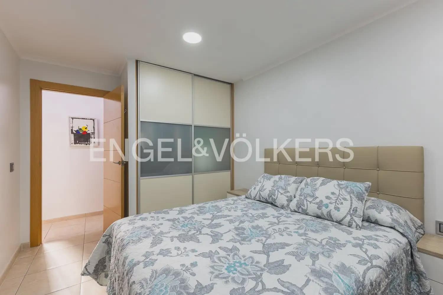 3 slaapkamer Huis te koop in La Pobla de Vallbona met garage - € 450.000 (Ref: 9898317)