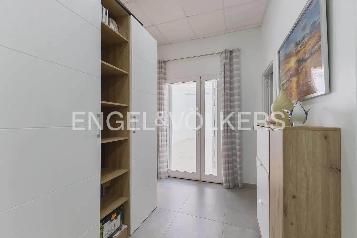 3 slaapkamer Huis te koop in La Pobla de Vallbona met garage - € 450.000 (Ref: 9898317)